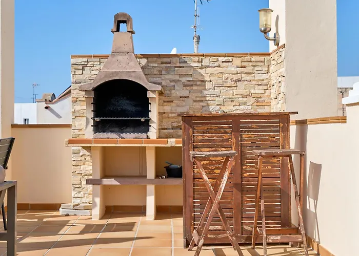 Atico Con Piscina En Centro נרחה