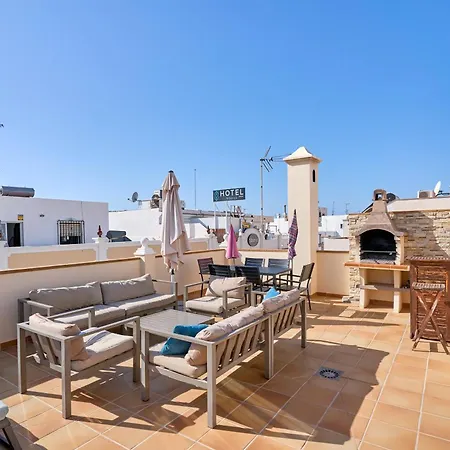 ático Con Piscina En Centro Nerja