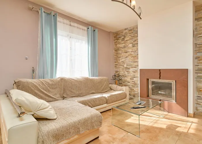 Apartamento ático Con Piscina En Centro