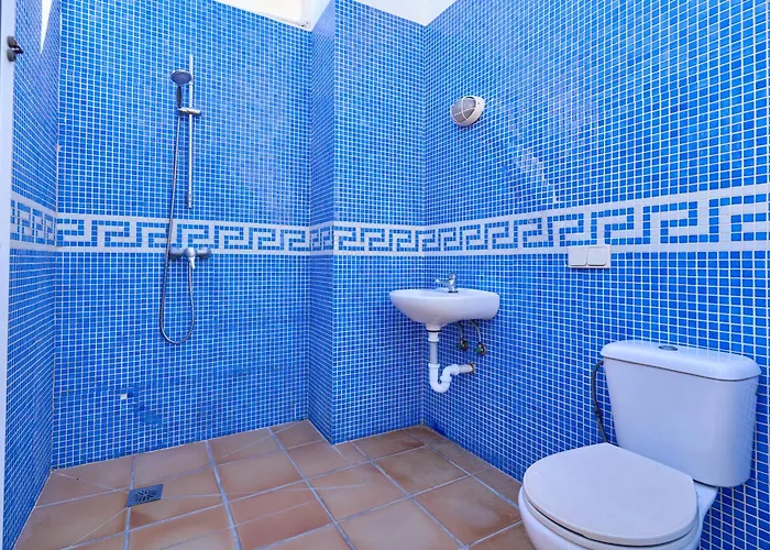 ático Con Piscina En Centro * Nerja